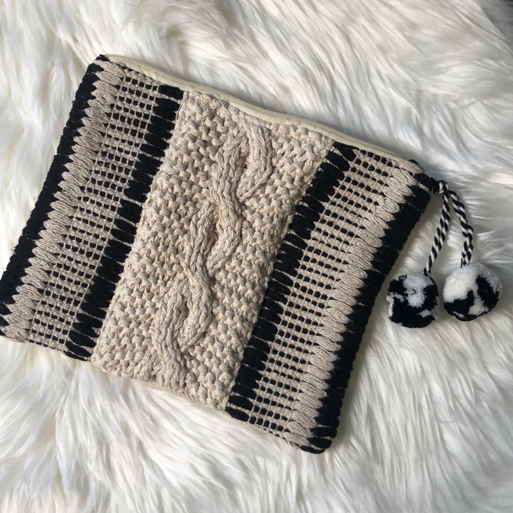 Weekend Away Clutch